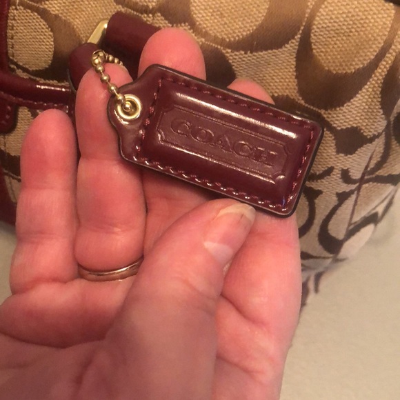 Coach Signature C satchel and matching wristlet/coin purse - Picture 2 of 3